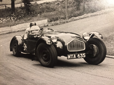 allard J2 MTA 635 race black and white